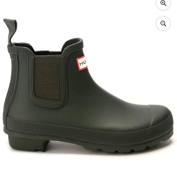 Hunter Shoes - Hunter Short original Chelsea Boot in dark  olive size 7 NEW